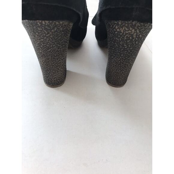 Nine West Suede Snow Drift Lug Sole Lace Up Booties Black - Picture 11 of 12